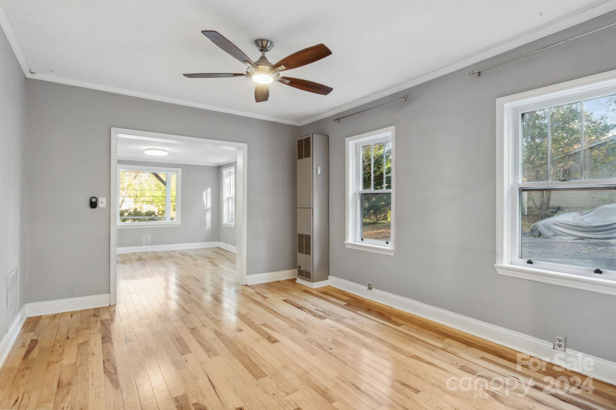 1016 Hebron Road Hendersonville, NC 28739 - Photo 12 of 47 Gallery Image 12