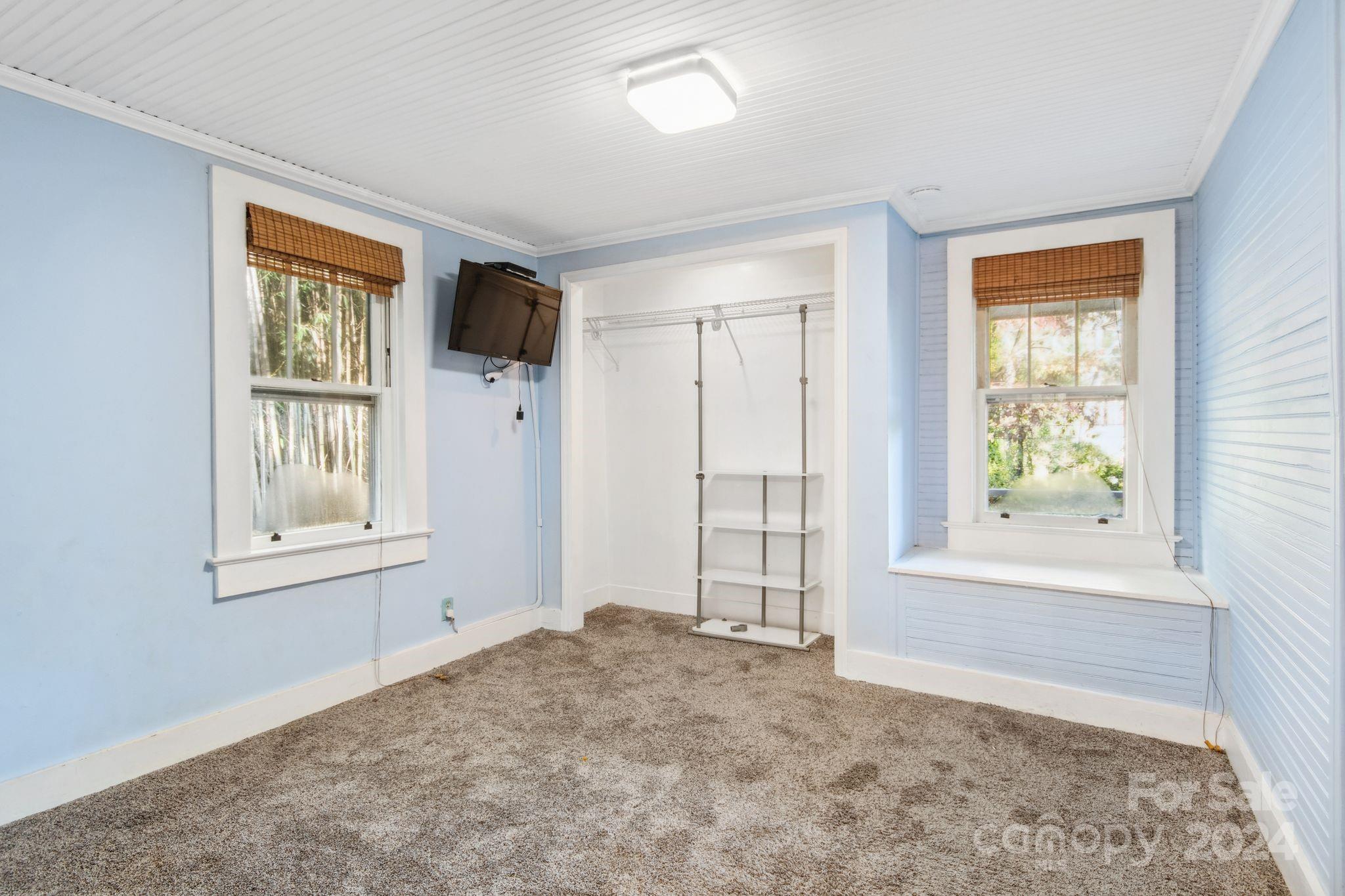 1016 Hebron Road Hendersonville, NC 28739 - Photo 23 of 47 Gallery Image 23