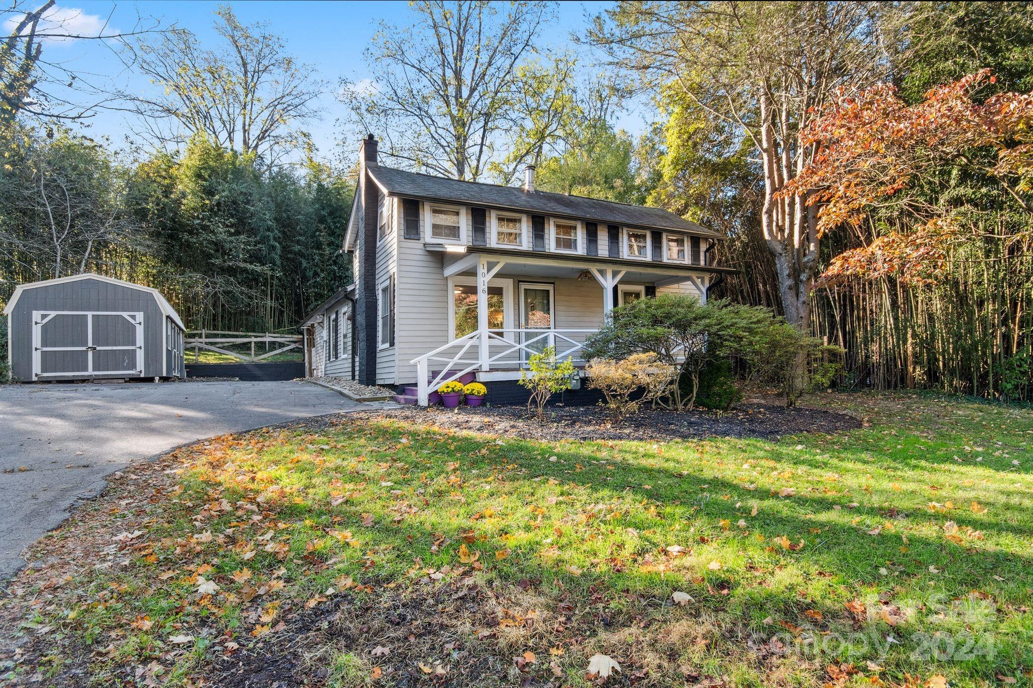 1016 Hebron Road Hendersonville, NC 28739 - Photo 3 of 47 Gallery Image 3