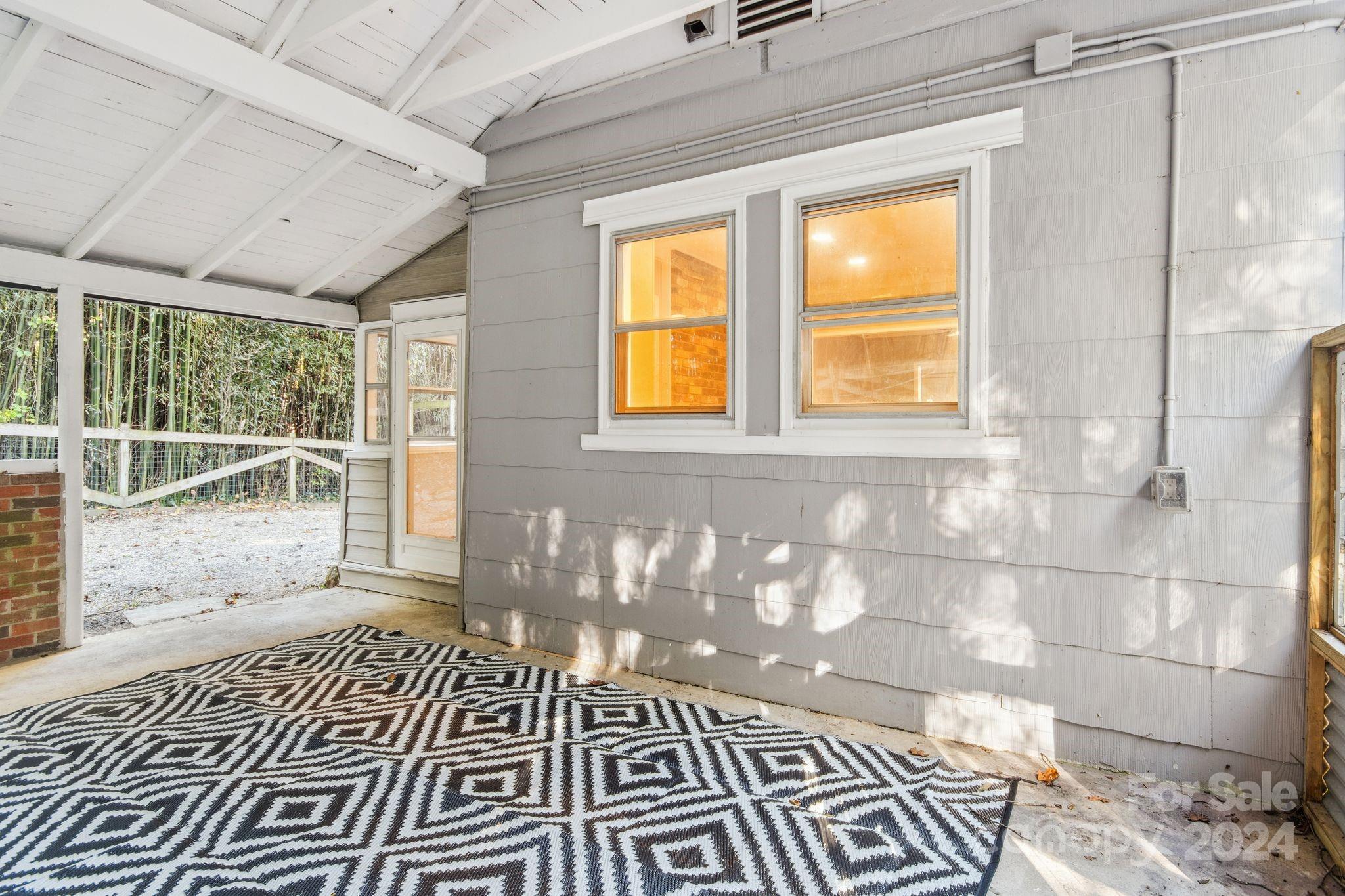 1016 Hebron Road Hendersonville, NC 28739 - Photo 37 of 47 Gallery Image 37