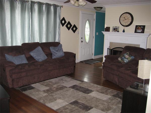 10 Lilian Road Framingham, MA 01701 - Photo 3 of 16 Gallery Image 3