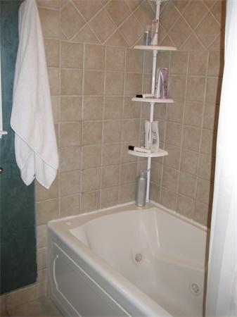 10 Lilian Road Framingham, MA 01701 - Photo 10 of 16 Gallery Image 10