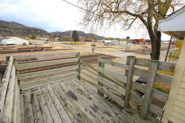 $260,000 | 321 East Washington Street, Prairie du Chien, WI 53821