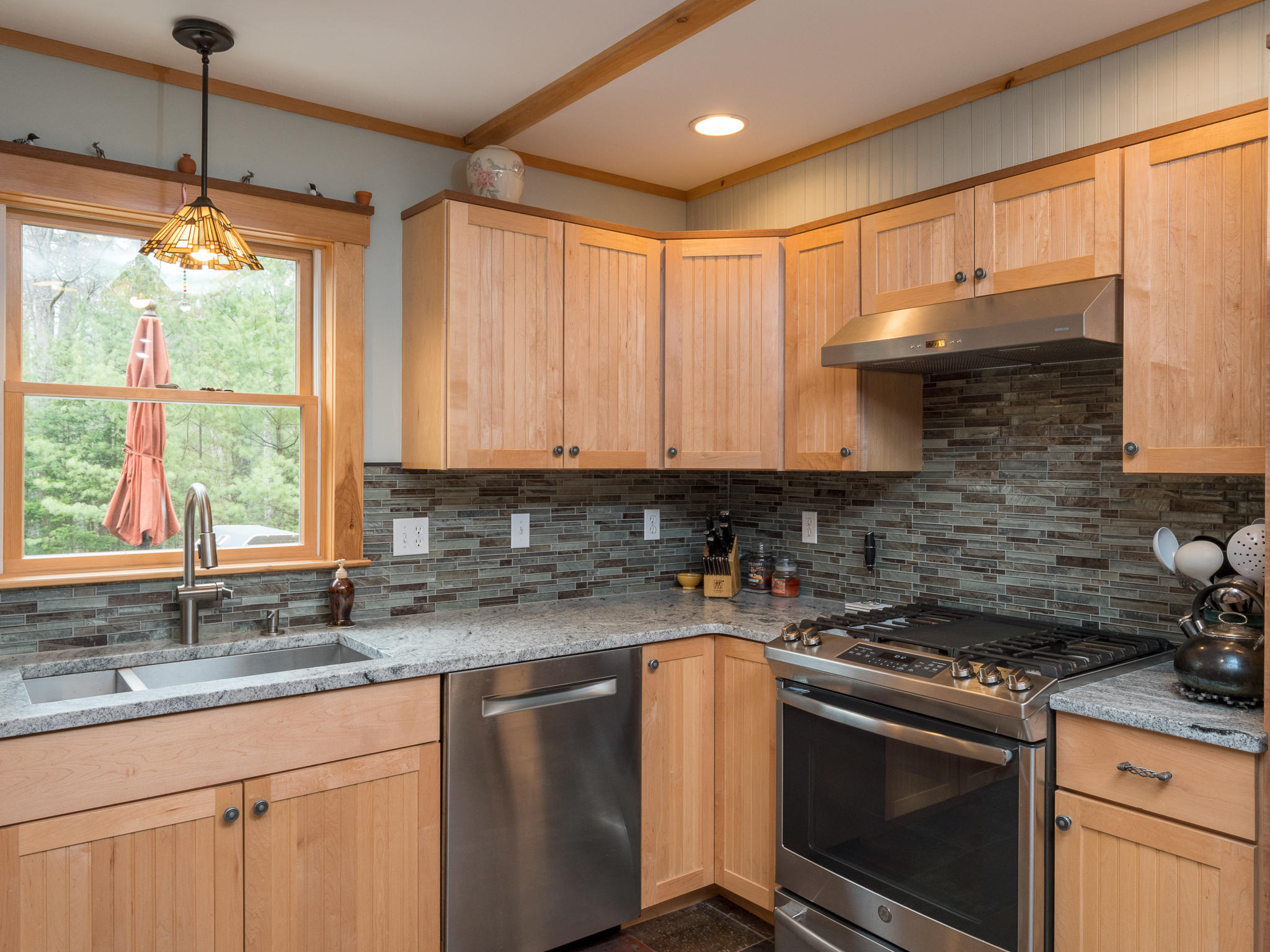 139 Deer View Road Bethel, ME 04217 - Photo 10 of 58 139 Deer View-7