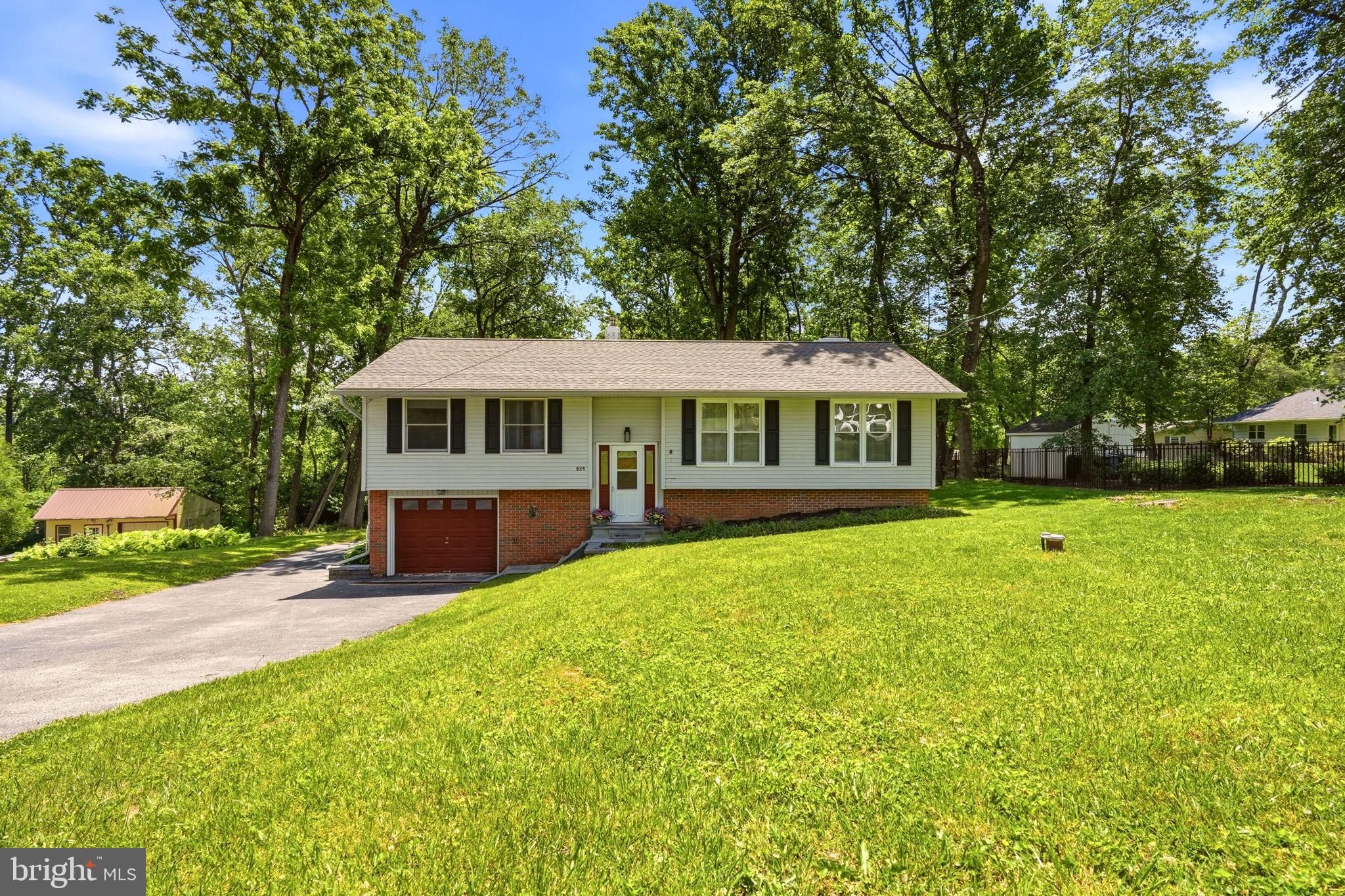 634 Harveys Bridge Road Coatesville, PA 19320 - Photo 2 of 58 Gallery Image 2