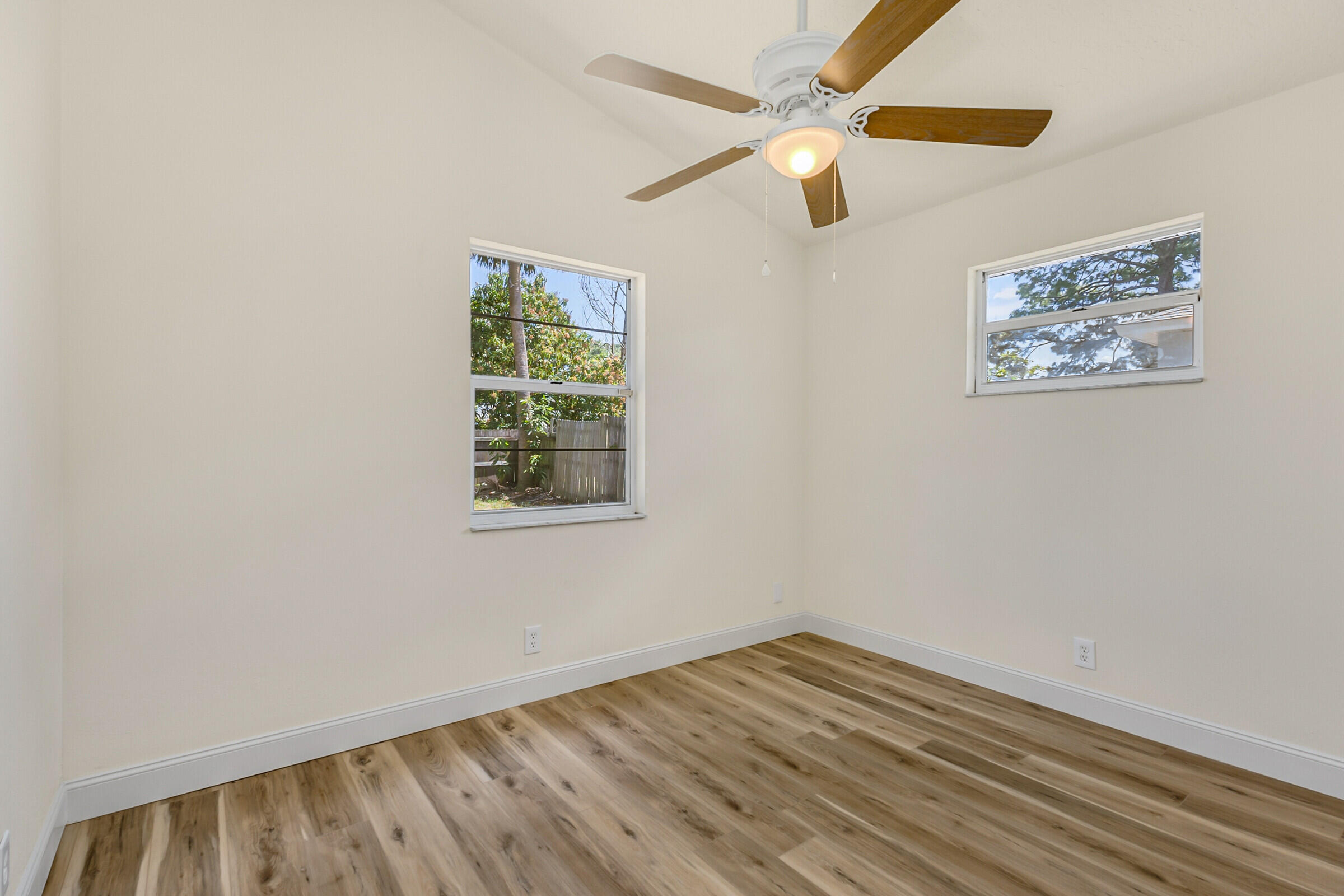 5605 Holden Road Cocoa, FL 32927 - Photo 15 of 30 11_5605Holden202_mls