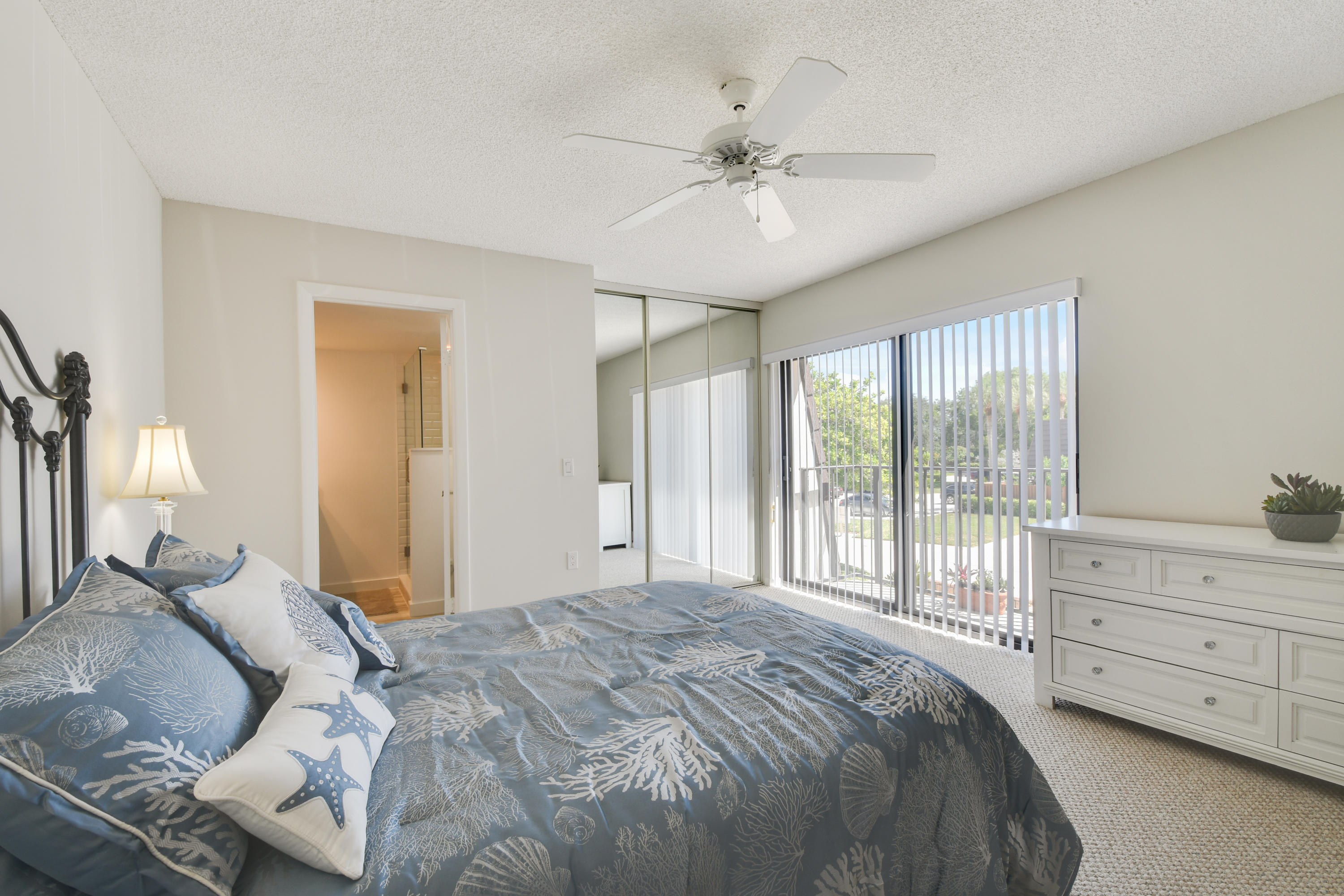 1603 16th Court Jupiter, FL 33477 - Photo 18 of 36 DSC_9738