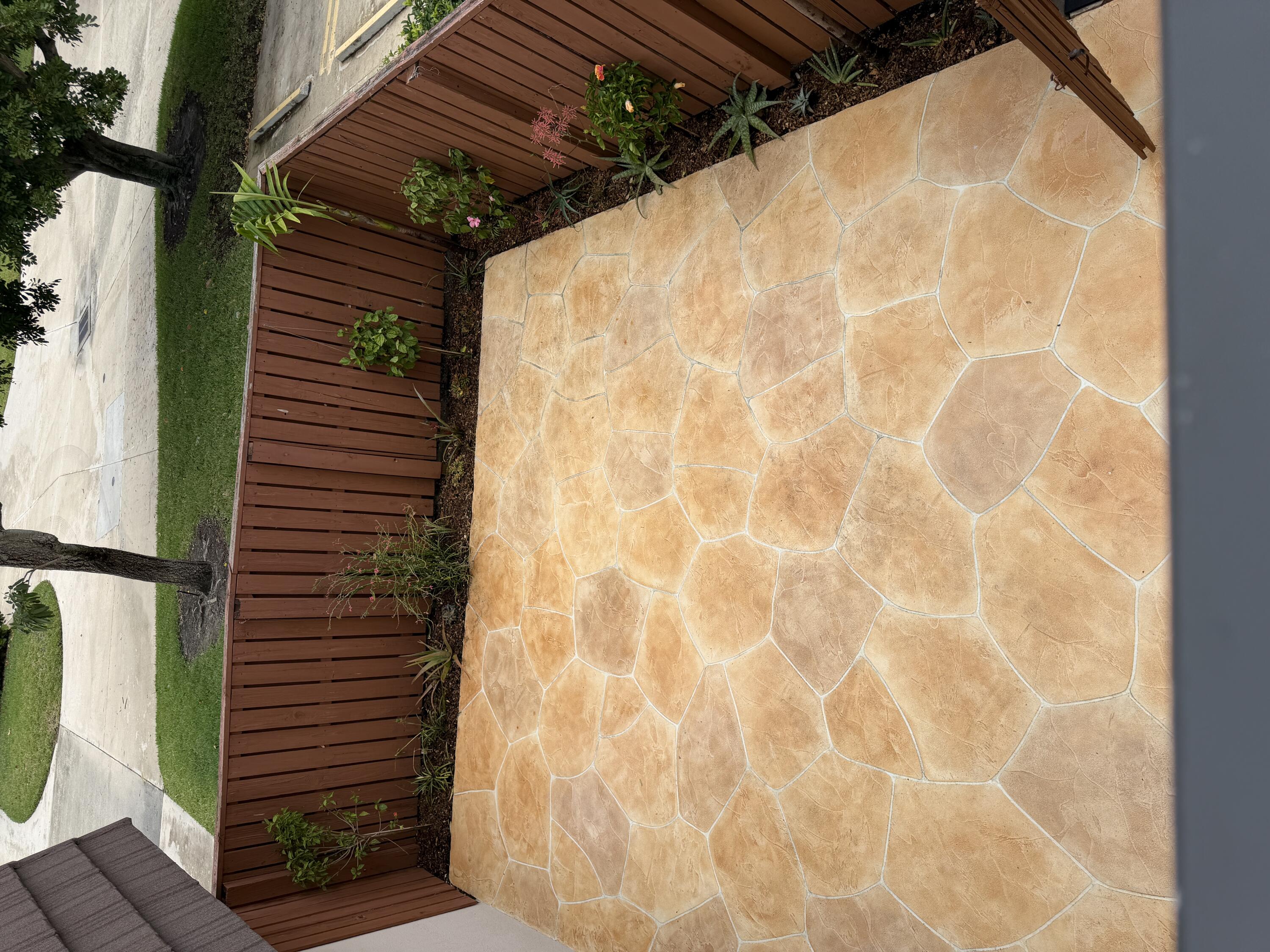 1603 16th Court Jupiter, FL 33477 - Photo 32 of 36 IMG_8333