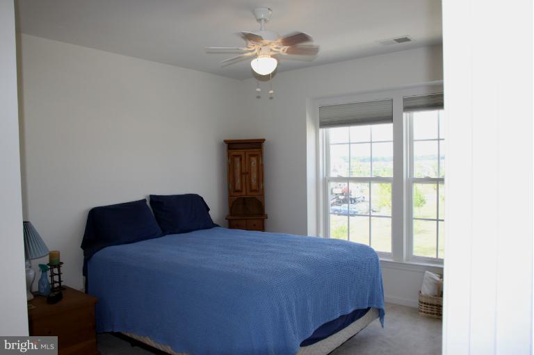 25272 Curiosity Square Aldie, VA 20105 - Photo 21 of 26 Bedroom