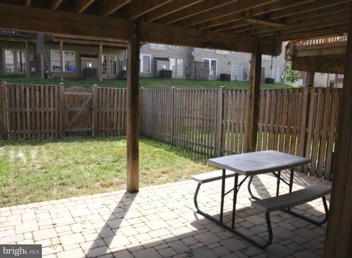 25272 Curiosity Square Aldie, VA 20105 - Photo 25 of 26 Exterior (Rear)