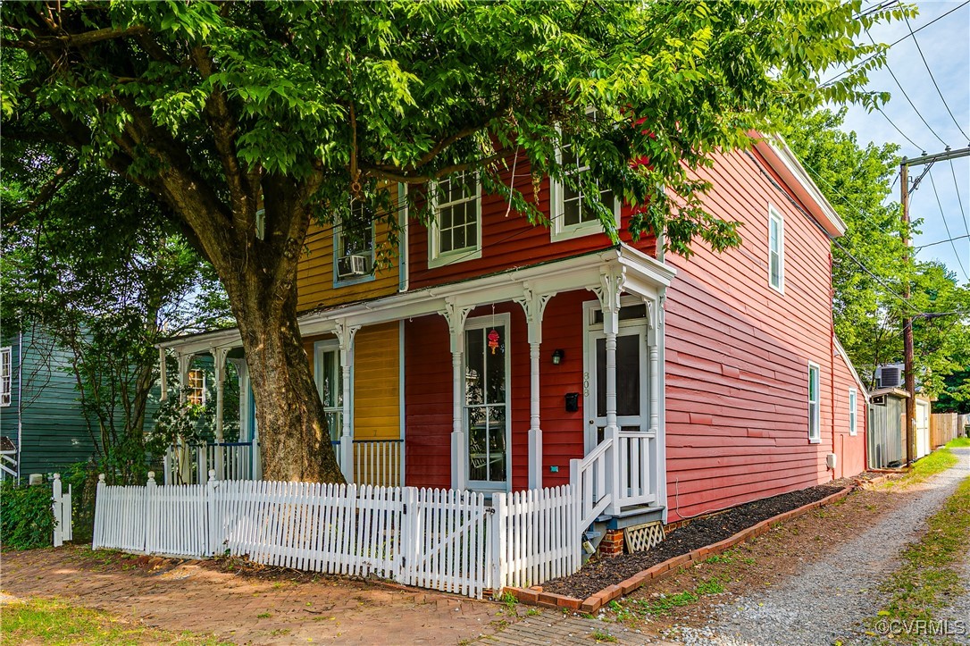 808 Spring Street Richmond, VA 23220 - Photo 2 of 44 Gallery Image 2
