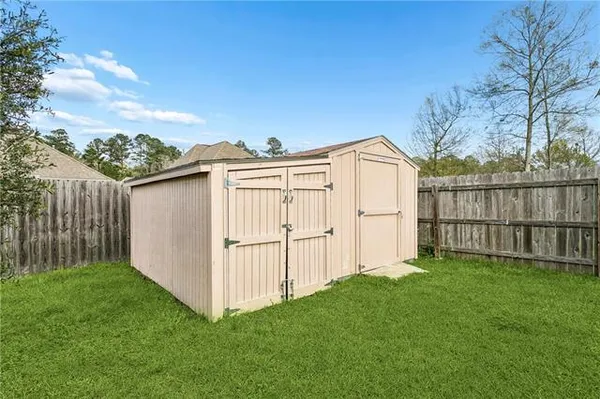 $2,100 | 528 Buckthorne Place, Covington, LA 70435
