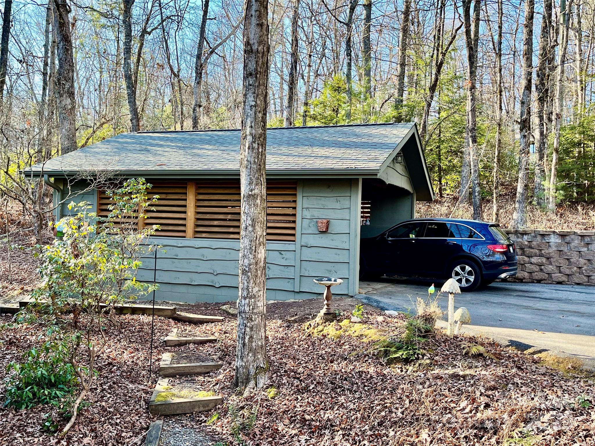 1368 Cardinal Road Brevard, NC 28712 - Photo 4 of 45 Gallery Image 4