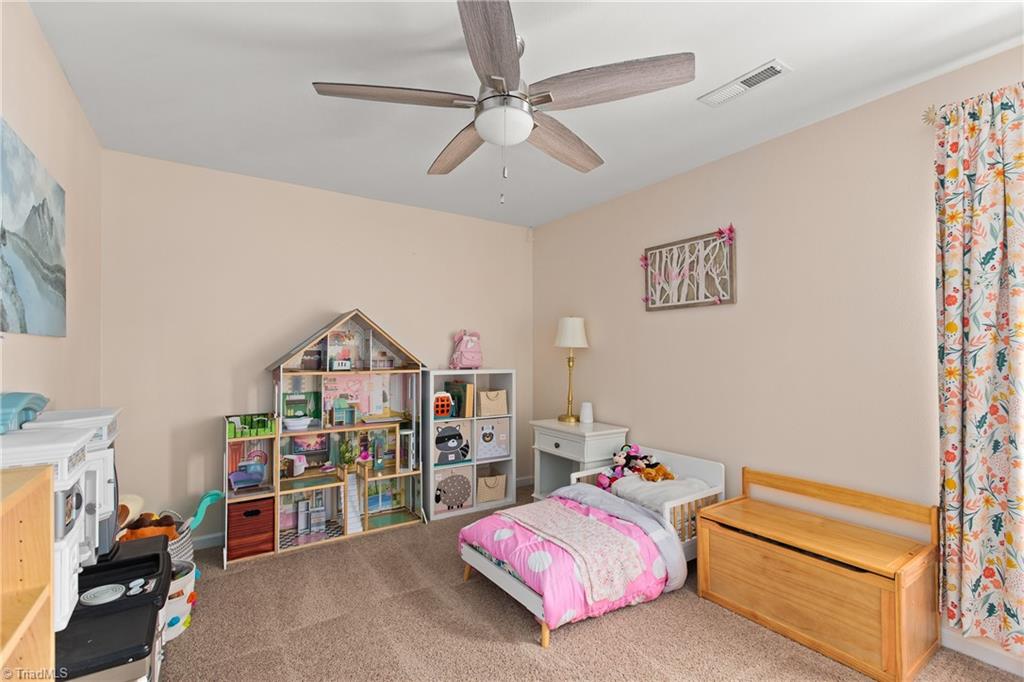 1671 Carthage Lane High Point, NC 27260 - Photo 12 of 17