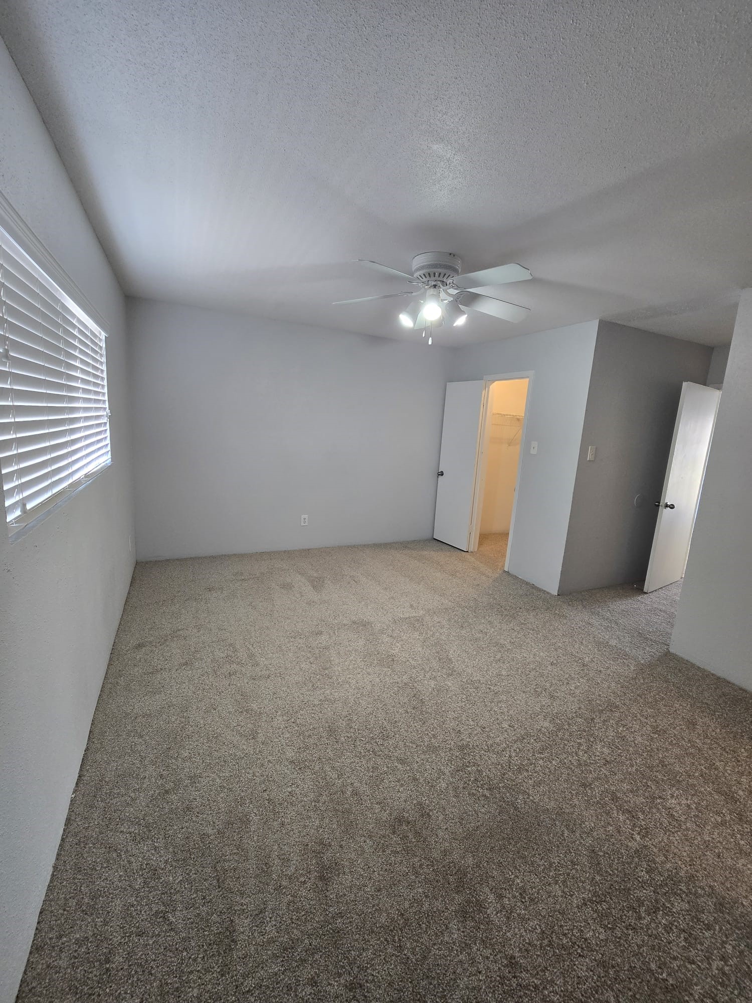 4747 Allendale Road, Unit 50 Houston, TX 77017 - Photo 1 of 9 an empty room with a empty space and windows