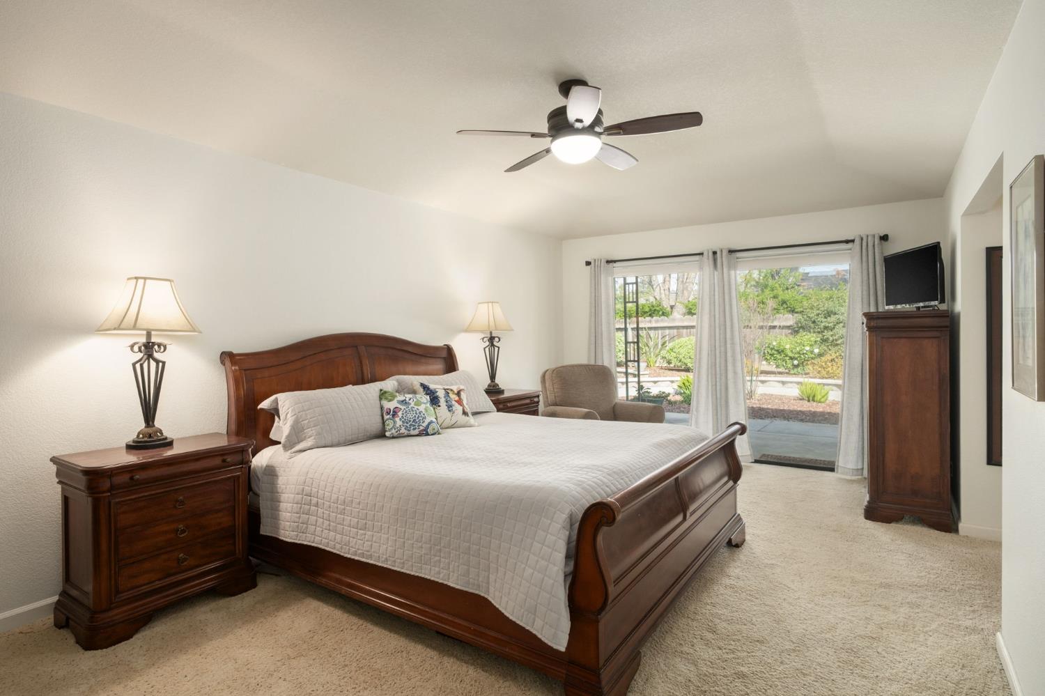 1572 East Decatur Avenue Fresno, CA 93720 - Photo 19 of 33