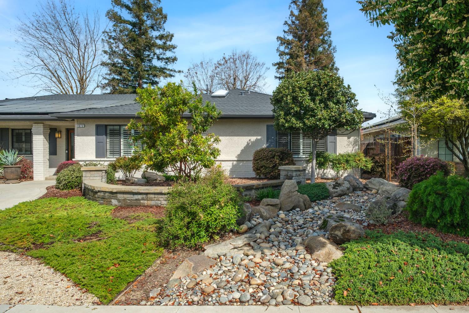 1572 East Decatur Avenue Fresno, CA 93720 - Photo 2 of 33