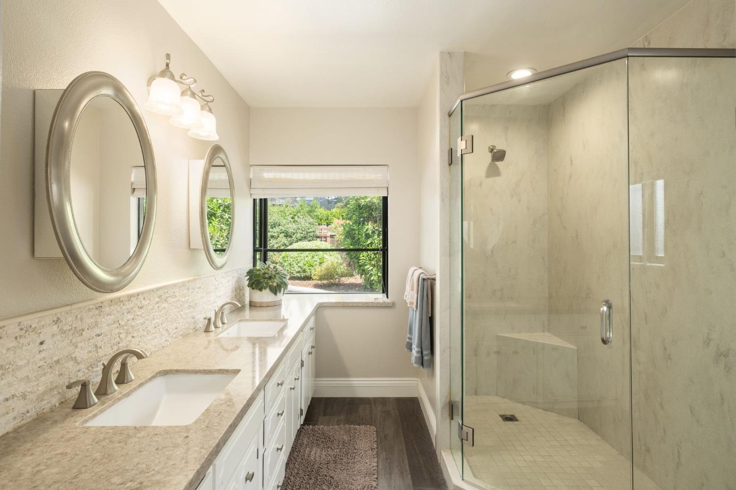 1572 East Decatur Avenue Fresno, CA 93720 - Photo 21 of 33