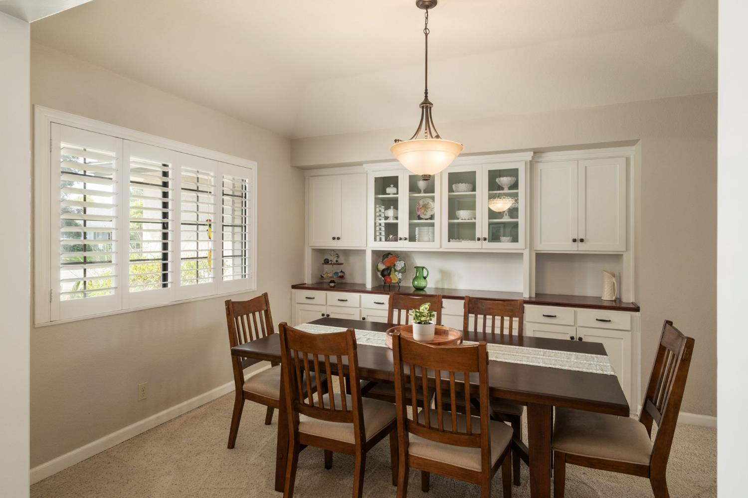 1572 East Decatur Avenue Fresno, CA 93720 - Photo 8 of 33