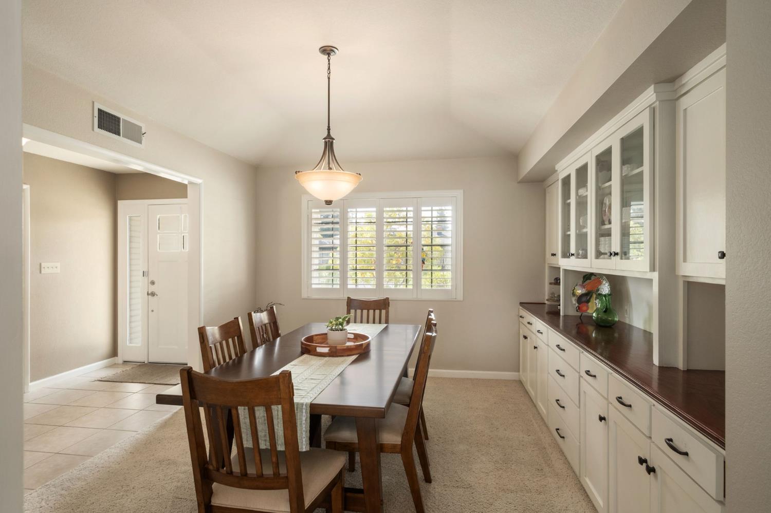 1572 East Decatur Avenue Fresno, CA 93720 - Photo 9 of 33