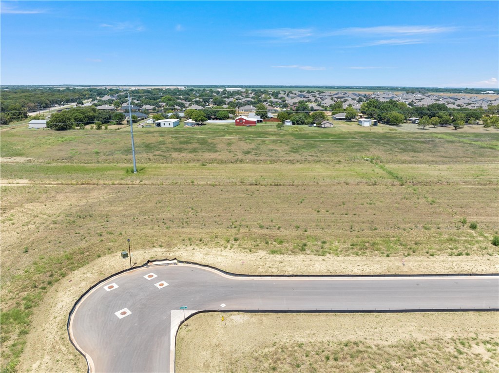 205 Amistad Circle McGregor, TX 76657 - Photo 6 of 8