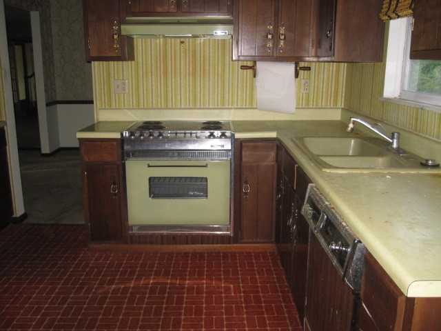 5276 Westbridge Road Columbus, OH 43231 - Photo 5 of 13 Gallery Image 5