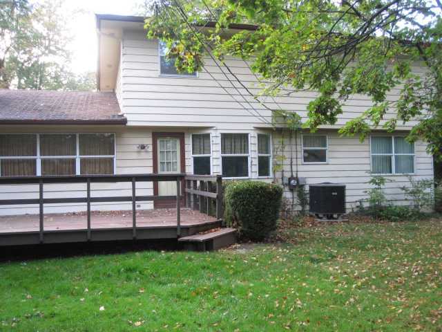 5276 Westbridge Road Columbus, OH 43231 - Photo 10 of 13 Gallery Image 10