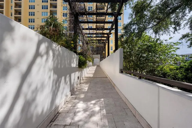 $3,950 | 345 Bayshore Boulevard, Unit 1805, Tampa, FL 33606