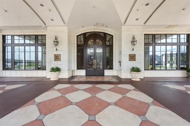 $3,950 | 345 Bayshore Boulevard, Unit 1805, Tampa, FL 33606