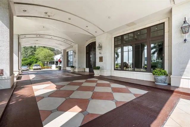 $3,950 | 345 Bayshore Boulevard, Unit 1805, Tampa, FL 33606