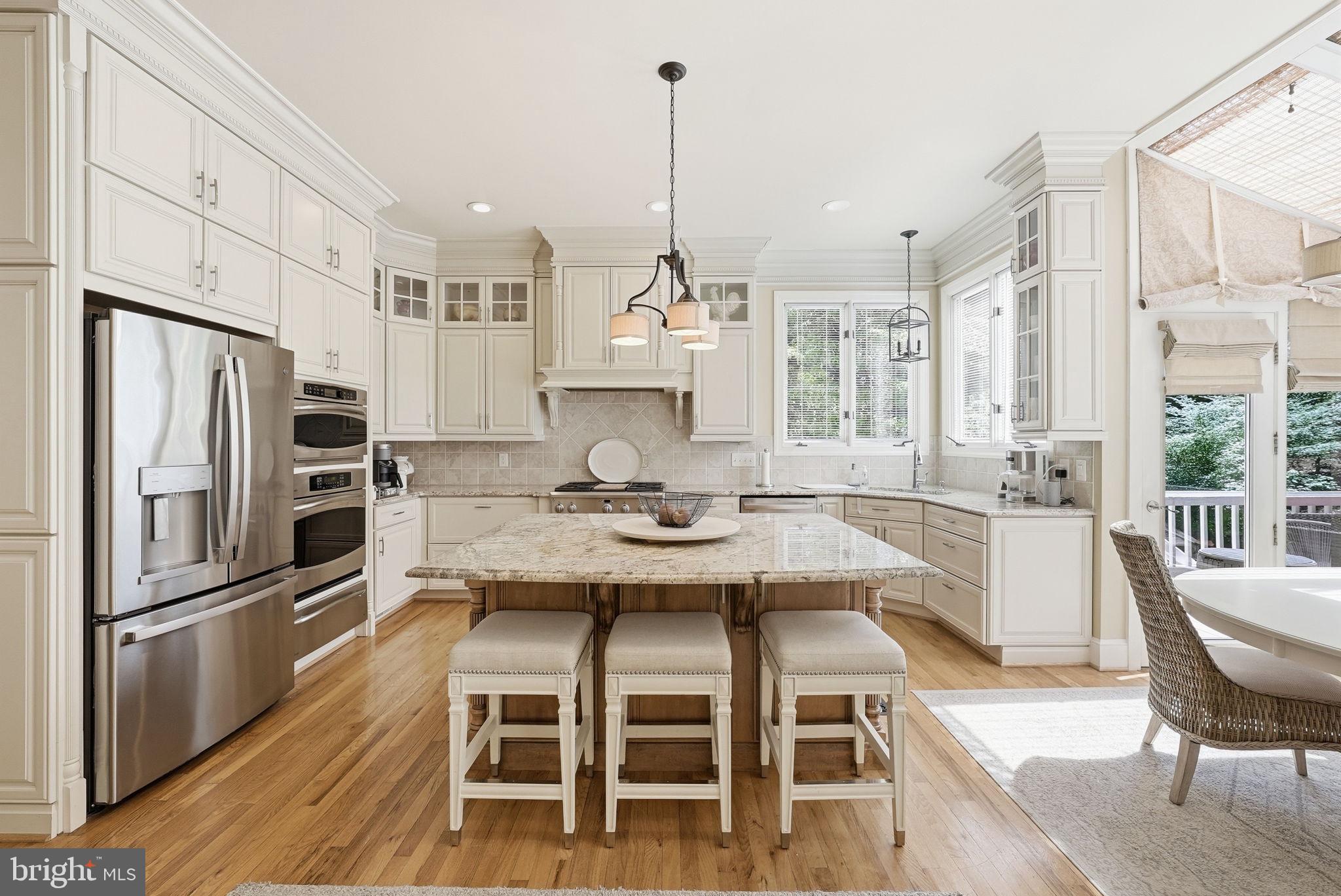 12309 Blair Ridge Road Fairfax, VA 22033 - Photo 11 of 80 GORGEOUS UPDATED KITCHEN