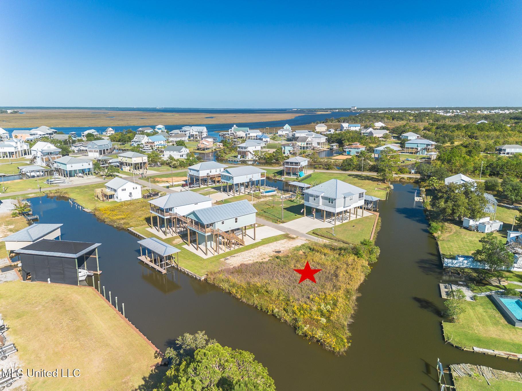 Ceylon Street Bay St. Louis, MS 39520 - Photo 7 of 13 IMG_6836