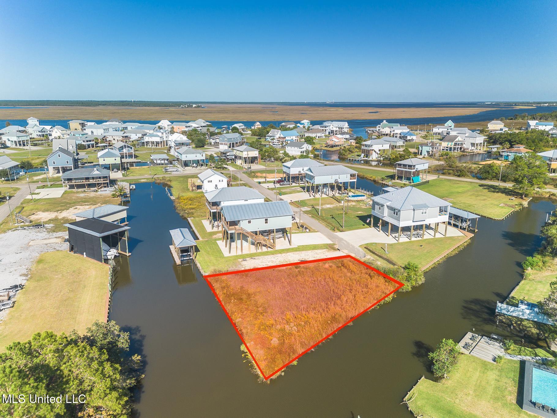 Ceylon Street Bay St. Louis, MS 39520 - Photo 9 of 13 IMG_6838