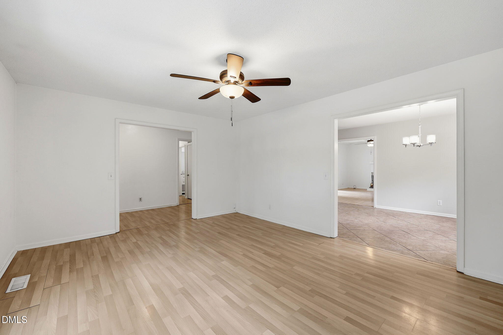 5940 Wintergreen Drive Raleigh, NC 27609 - Photo 9 of 40 Living Room