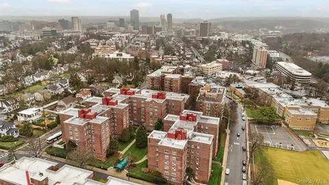 $220,000 | 90 Bryant Avenue, Unit 5B FORREST, White Plains, NY 10605