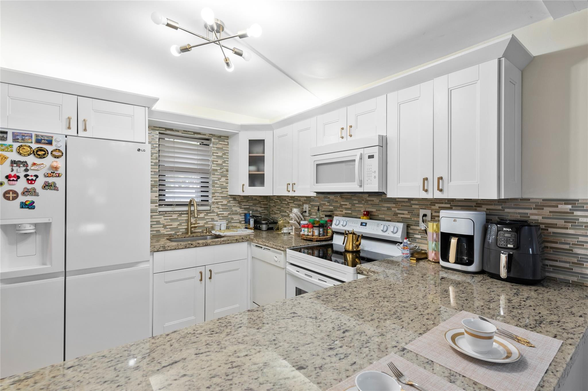 9300 Southwest 8th Street, Unit 102 Boca Raton, FL 33428 - Photo 6 of 23 Photo 6