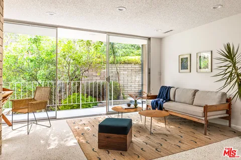 $3,299,500 | 9080 Wonderland Park Avenue, Los Angeles, CA 90046