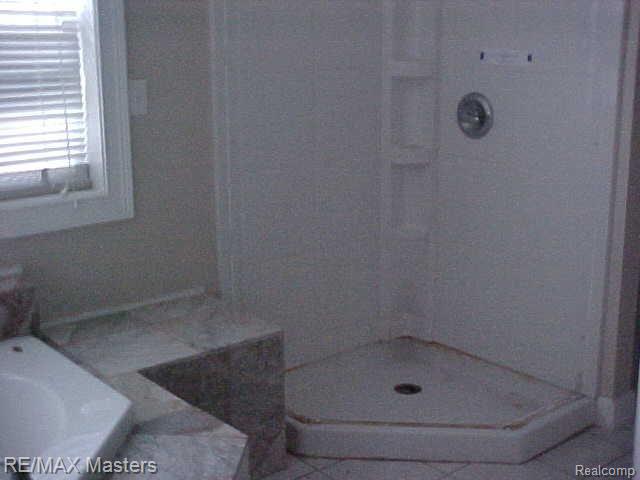 1720 South Parma Road Parma, MI 49269 - Photo 15 of 16 p master bath 2