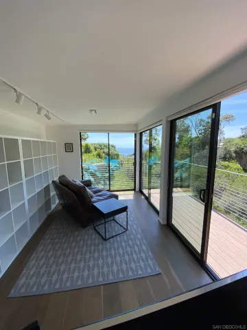 $14,995 | 1402 Rodeo Drive, La Jolla, CA 92037