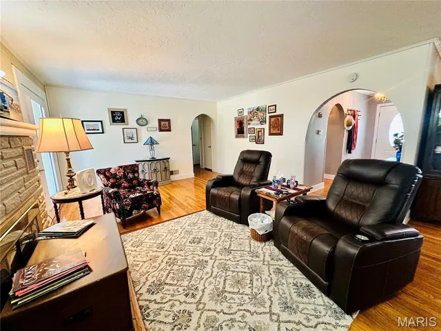 $299,900 | 202 Maple Avenue, Licking, MO 65542