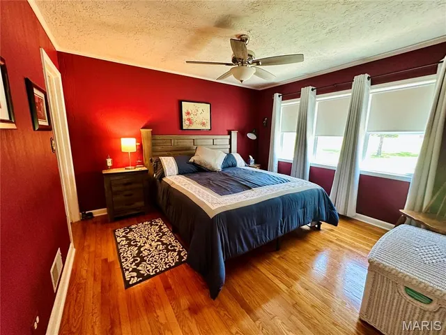 $299,900 | 202 Maple Avenue, Licking, MO 65542