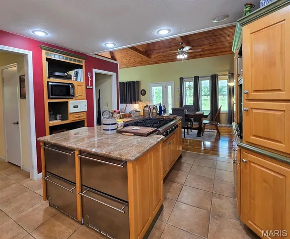 $299,900 | 202 Maple Avenue, Licking, MO 65542