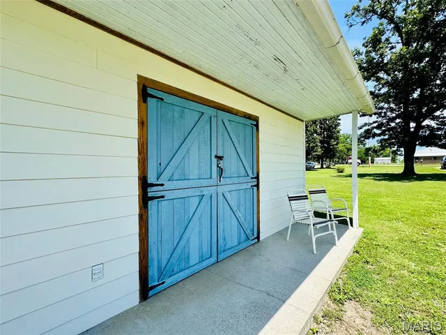 $299,900 | 202 Maple Avenue, Licking, MO 65542