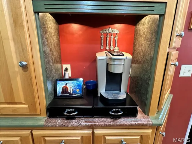 $299,900 | 202 Maple Avenue, Licking, MO 65542