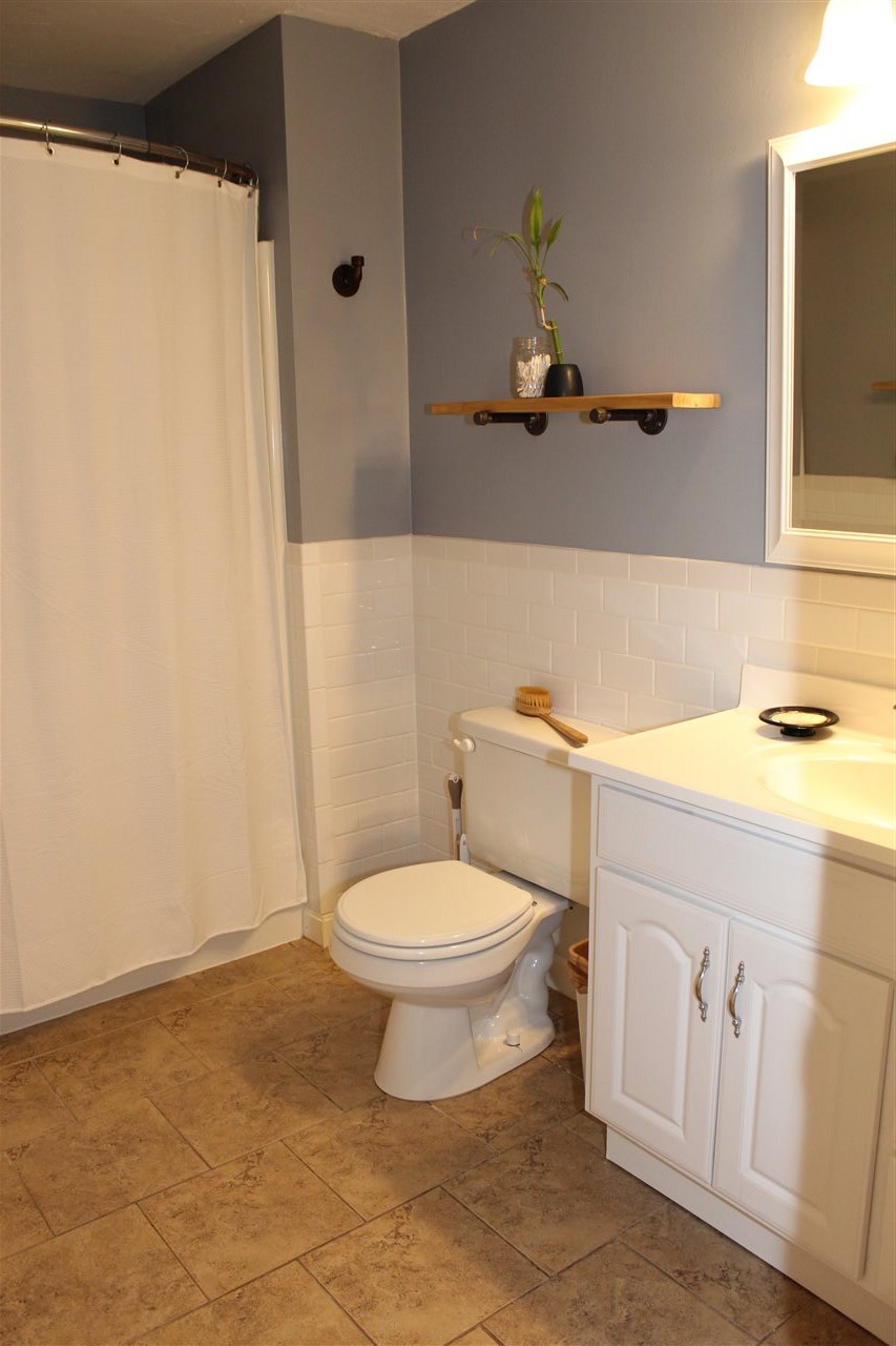 337 Circle Road, Unit 337 Manchester, NH 03103 - Photo 15 of 18