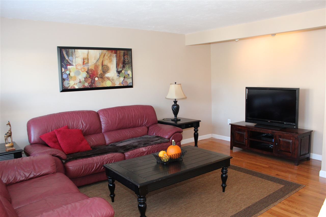 337 Circle Road, Unit 337 Manchester, NH 03103 - Photo 5 of 18