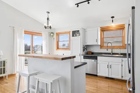 $390,000 | 9489 Hames Avenue South, Cottage Grove, MN 55016