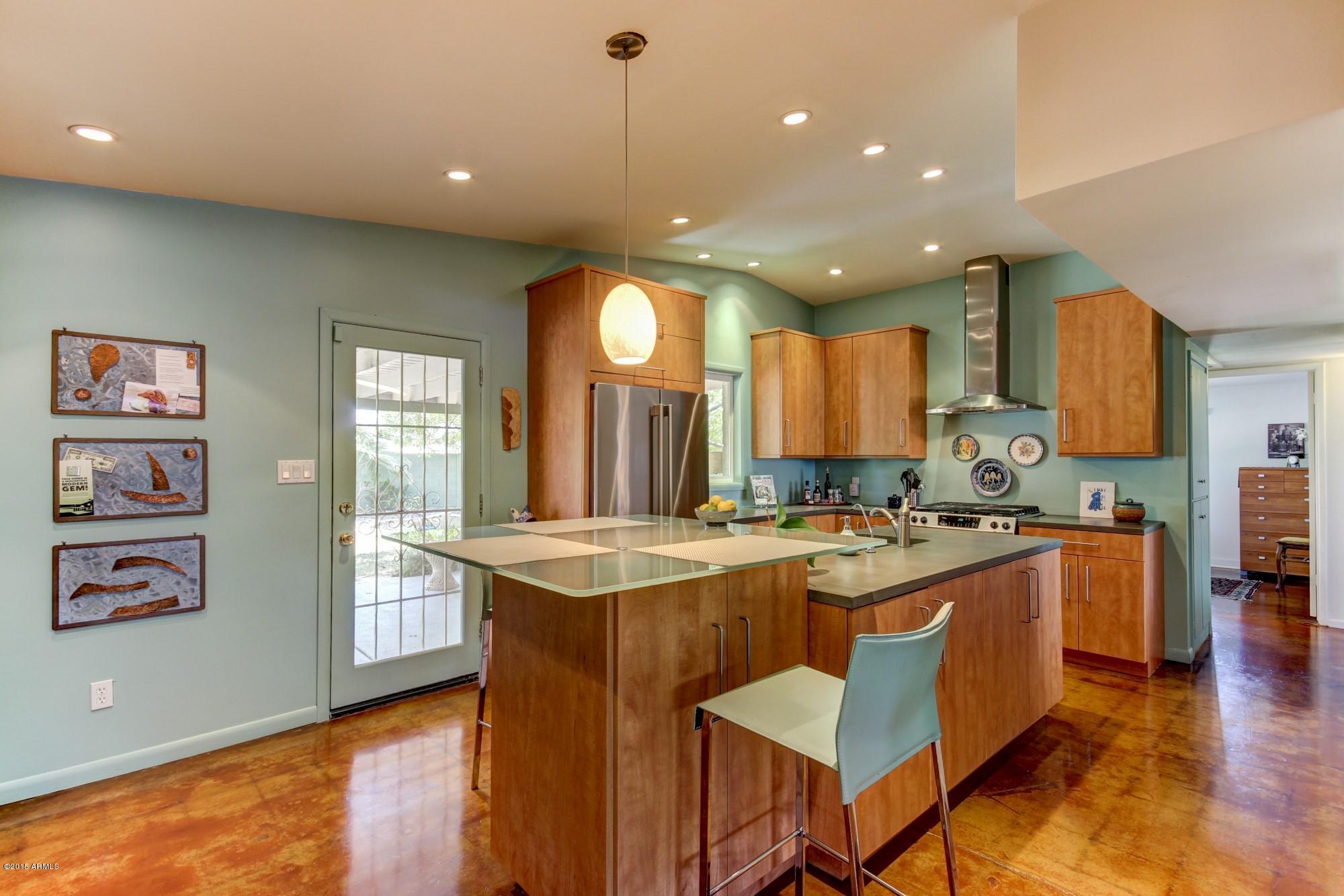Kitchen (1)