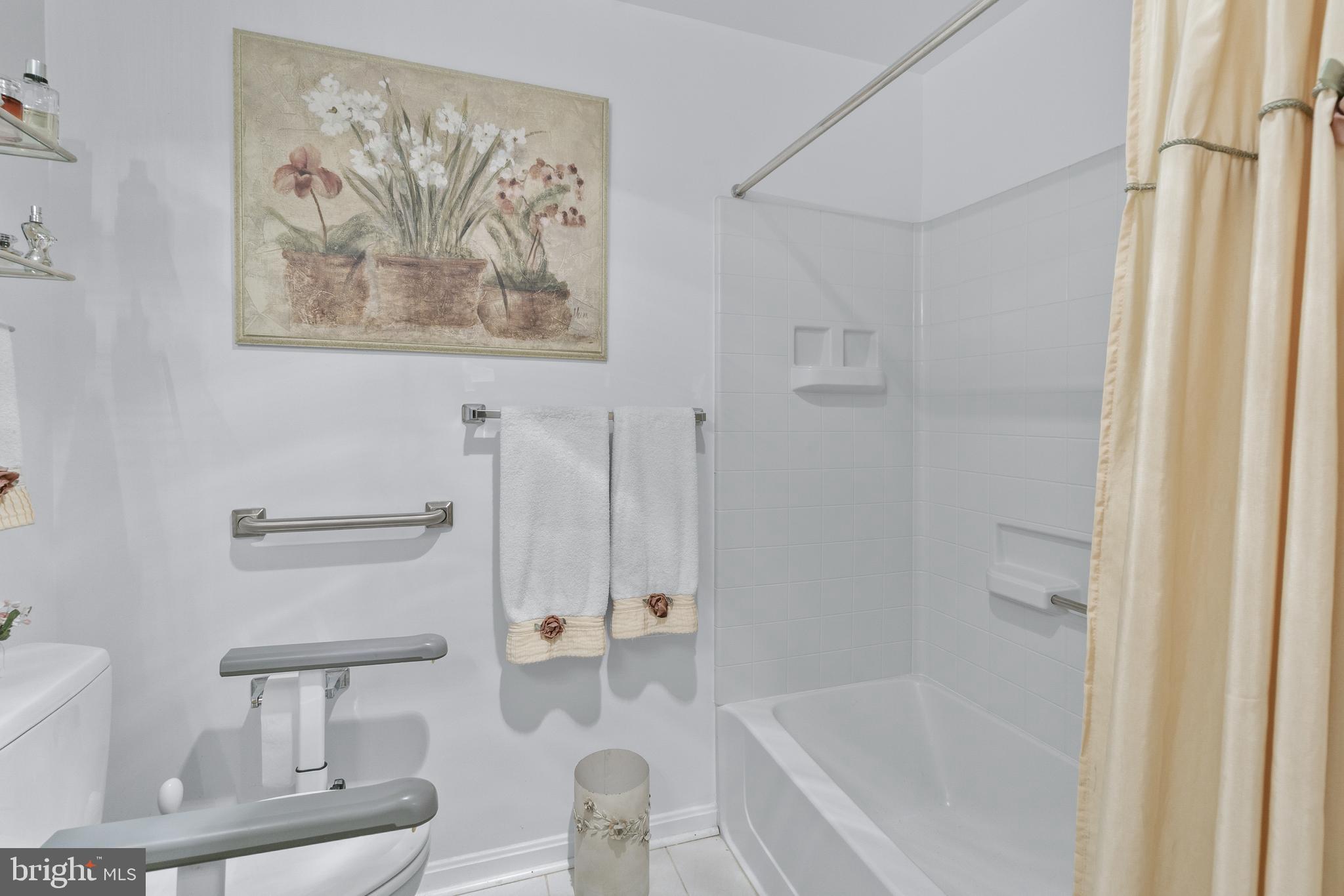 3210 North Leisure World Boulevard, Unit 908 Silver Spring, MD 20906 - Photo 21 of 33
