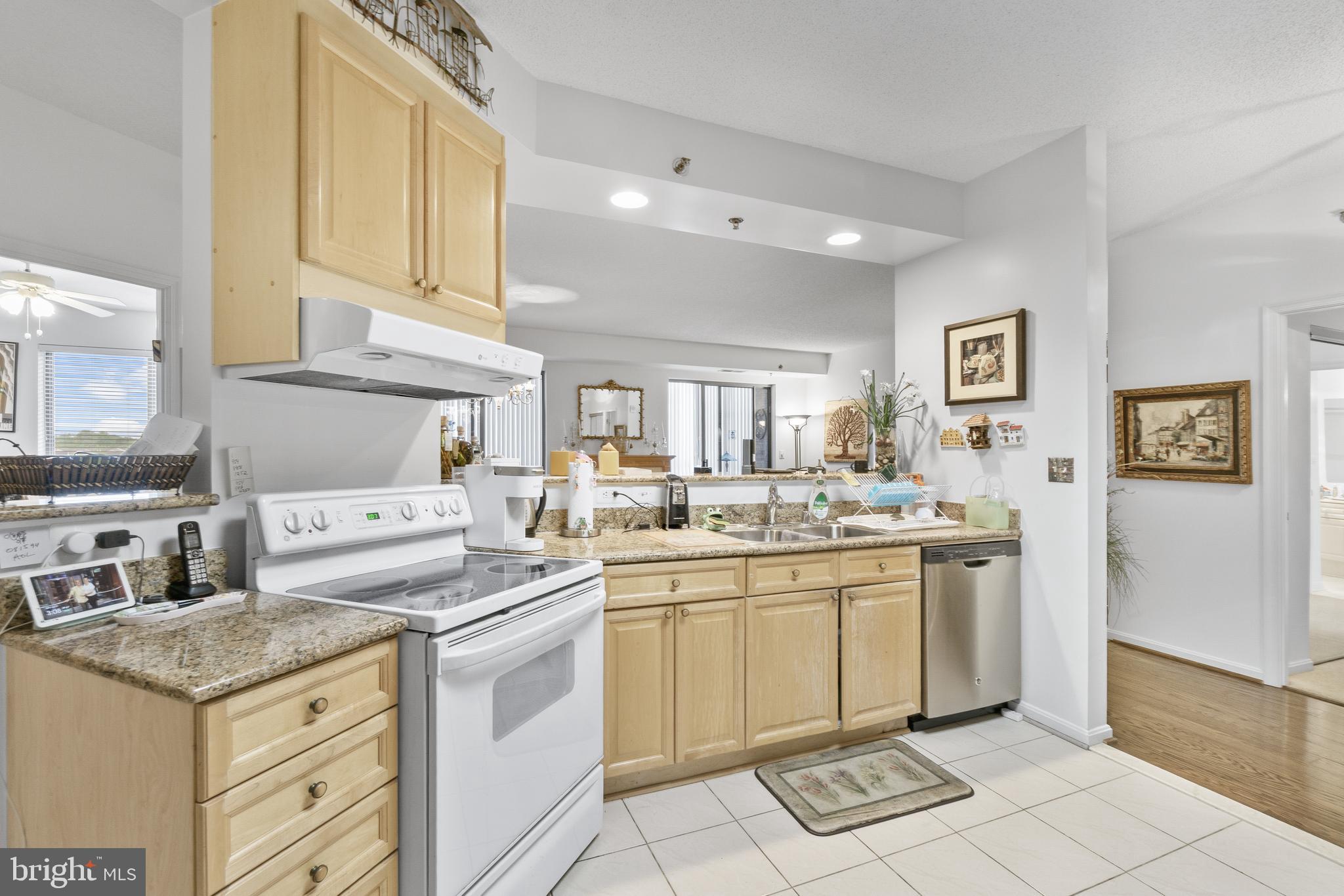 3210 North Leisure World Boulevard, Unit 908 Silver Spring, MD 20906 - Photo 6 of 33